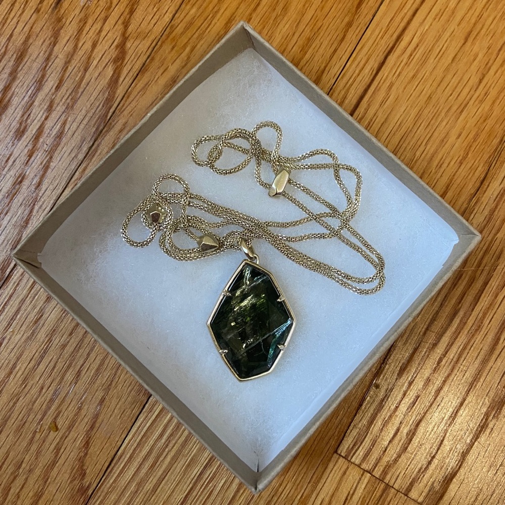 Kendra Scott Emerald Green Necklace